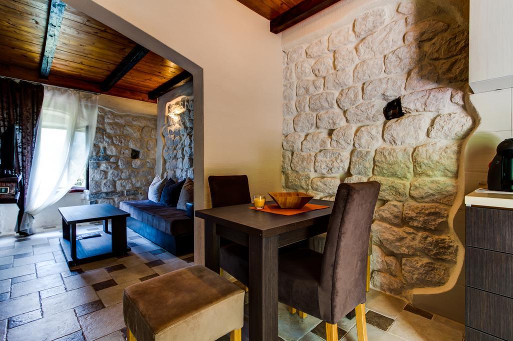 Hill Apartments Kotor Eksteriør bilde