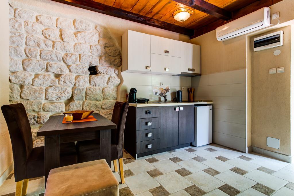 Hill Apartments Kotor Eksteriør bilde